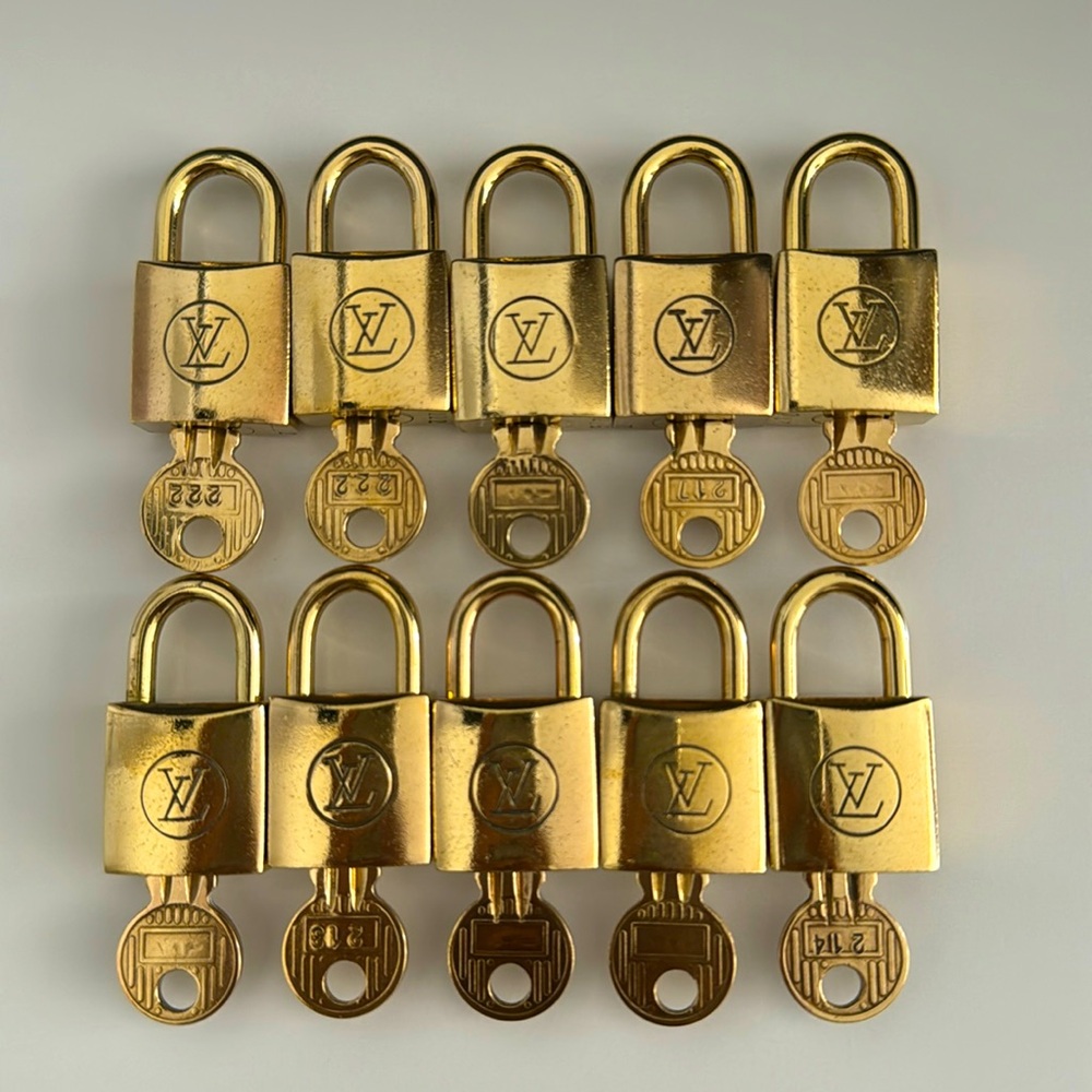 Louis Vuitton Lock & Key 200 Series in Mint Condition- Price is per Lock & Key